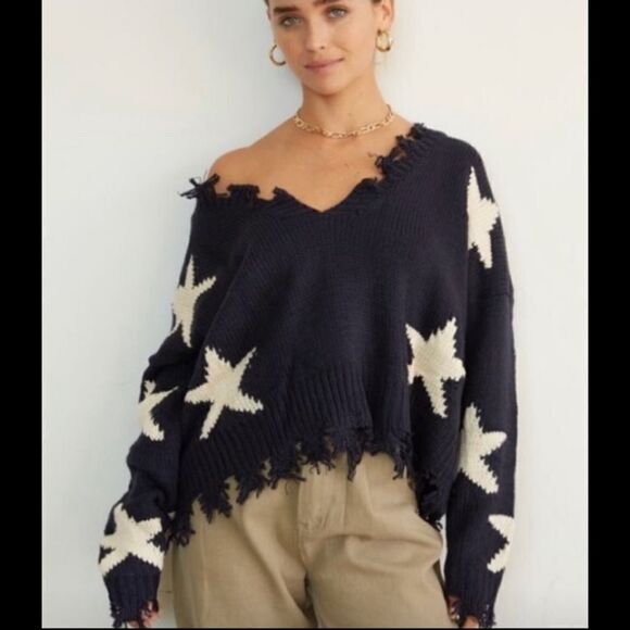 Storia Navy/white distressed star sweater sz small - Picture 3 of 10